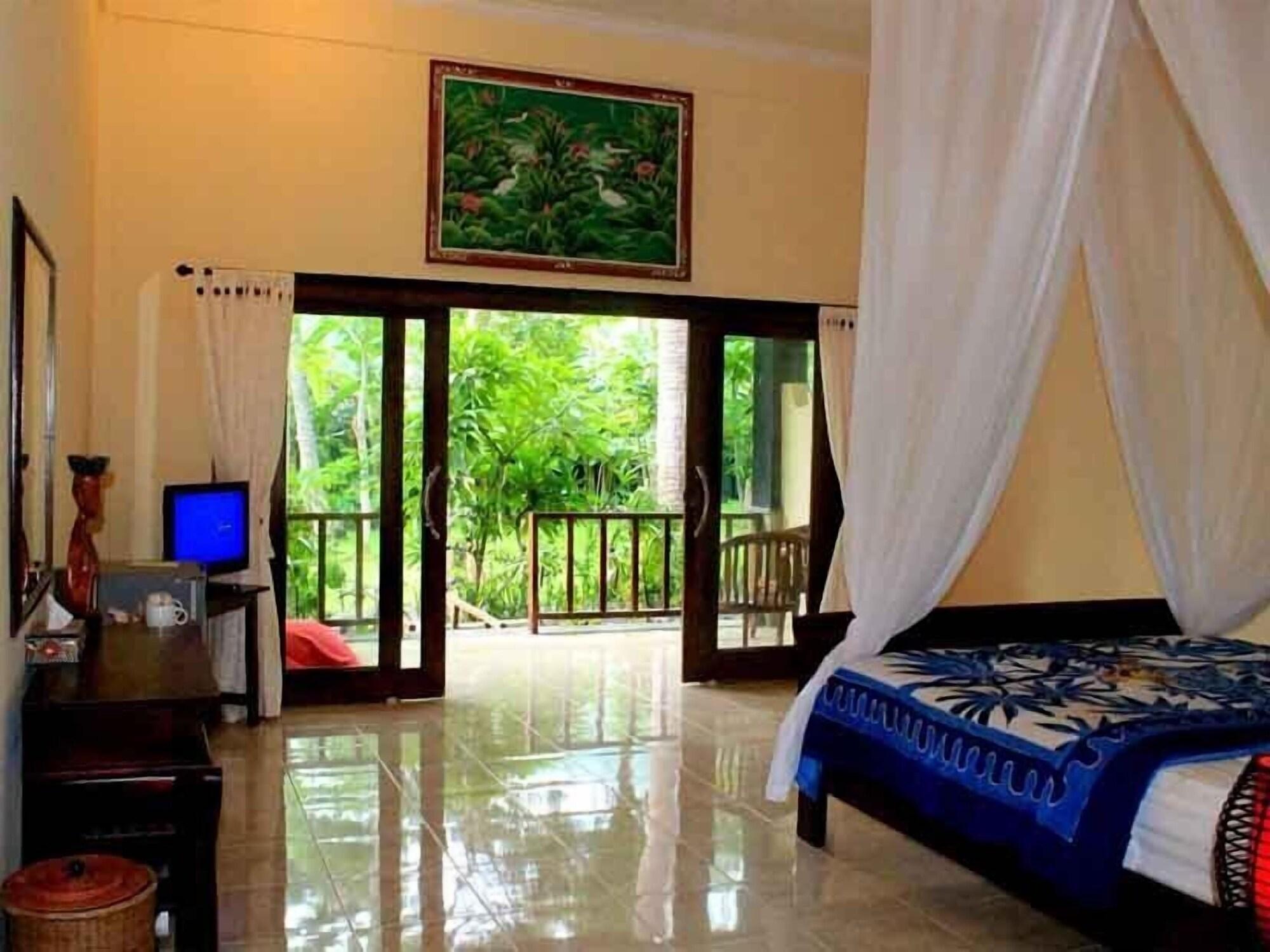 Bali Bhuana Beach Cottages Amed  Exterior photo