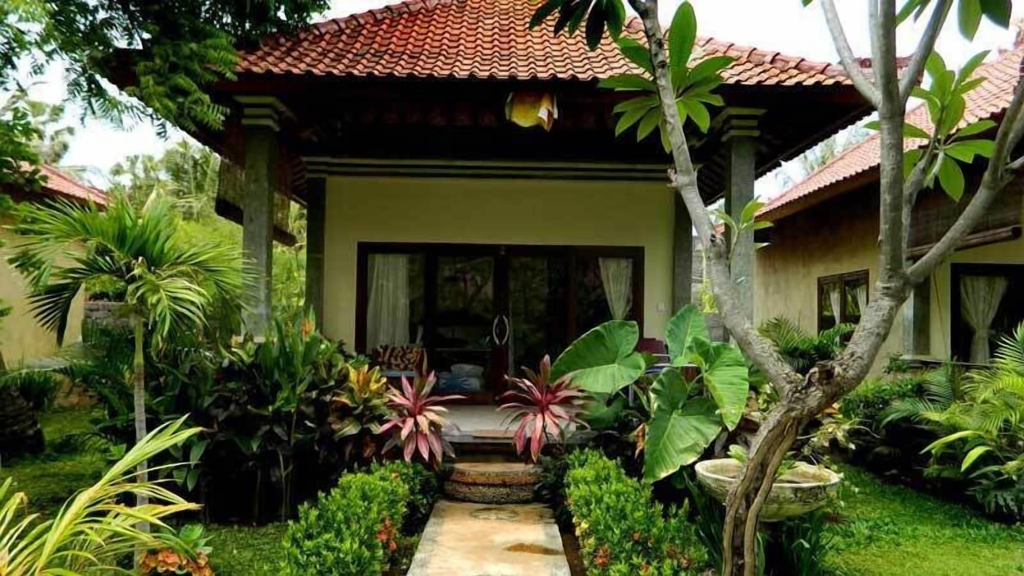 Bali Bhuana Beach Cottages Amed  Exterior photo