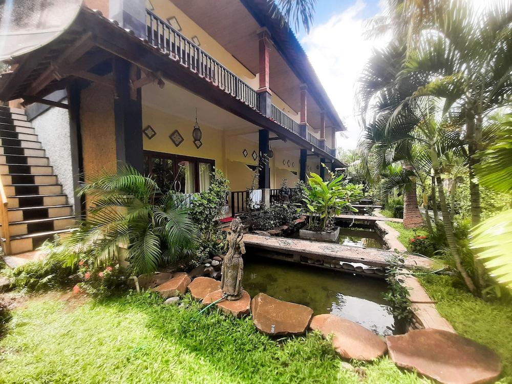 Bali Bhuana Beach Cottages Amed  Exterior photo